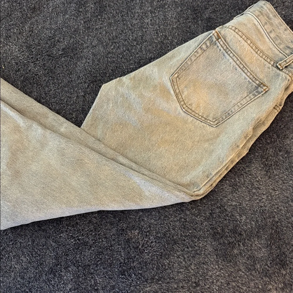 Brandy Melville J Galt Button Up Straight Leg Jeans - Picture 4 of 6